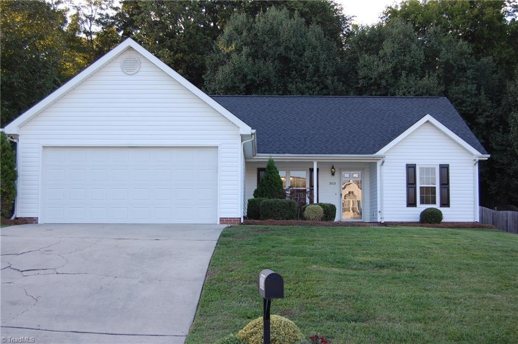 303 Stapleton Way High Point, NC 27265 - Photo 2 of 28 Gallery Image 2