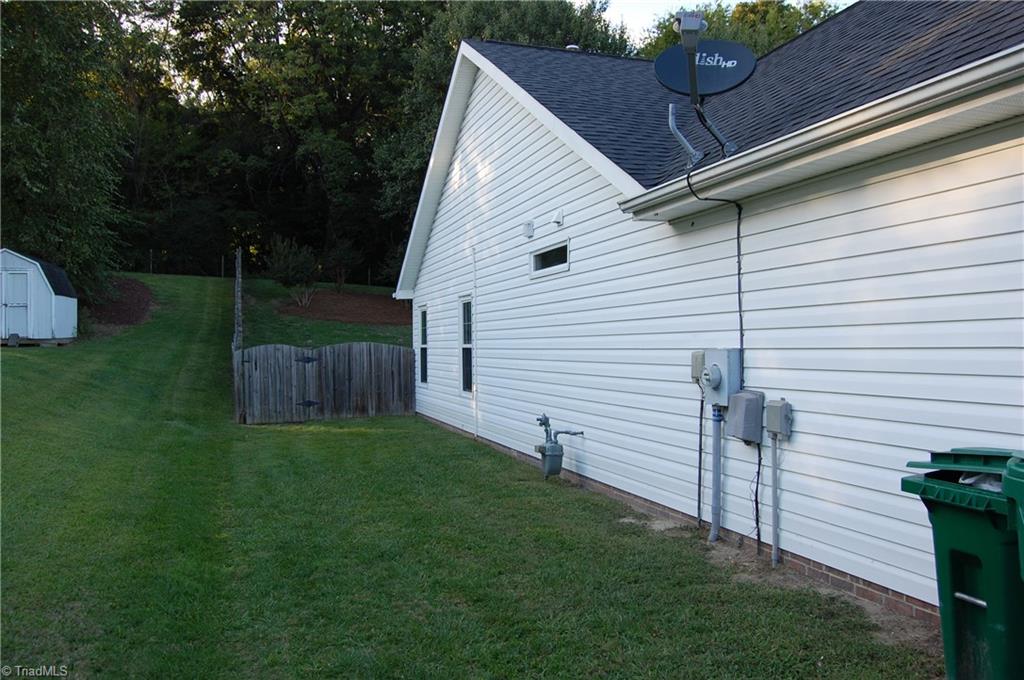 303 Stapleton Way High Point, NC 27265 - Photo 20 of 28 Gallery Image 20