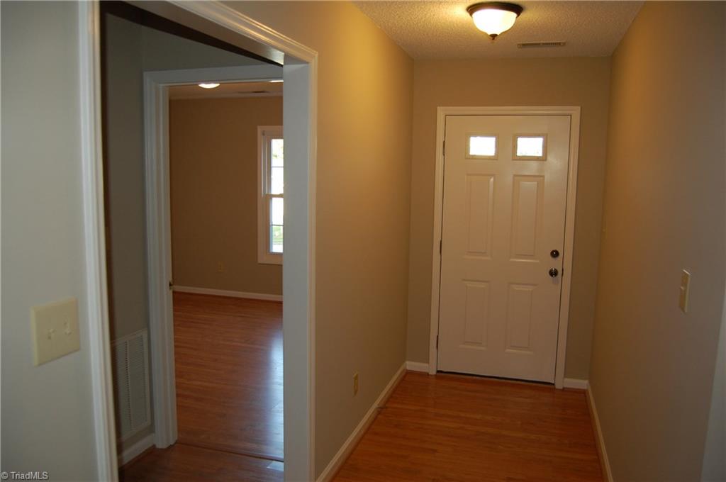 303 Stapleton Way High Point, NC 27265 - Photo 3 of 28 Gallery Image 3
