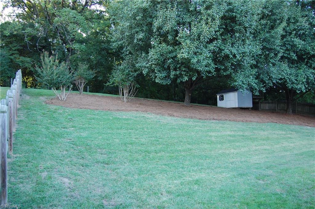 303 Stapleton Way High Point, NC 27265 - Photo 21 of 28 Gallery Image 21