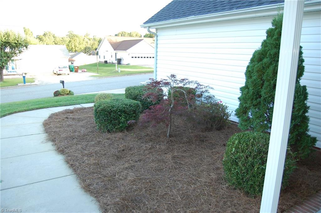 303 Stapleton Way High Point, NC 27265 - Photo 27 of 28 Gallery Image 27