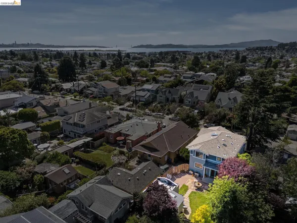 $1,650,000 | 949 Ordway Street, Albany, CA 94706