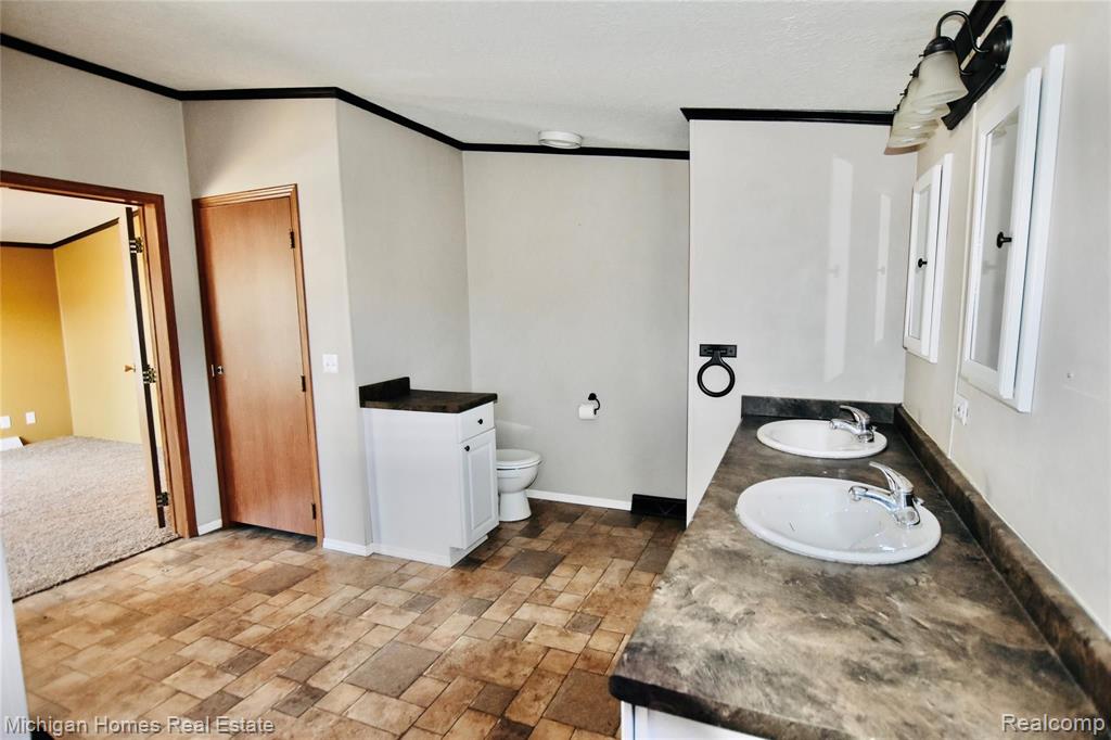 10199 Silver Lake Road Linden, MI 48451 - Photo 10 of 22