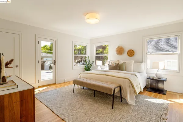 $2,389,000 | 1101 Clarendon Crescent, Oakland, CA 94610
