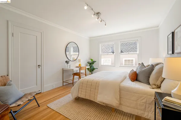 $2,389,000 | 1101 Clarendon Crescent, Oakland, CA 94610