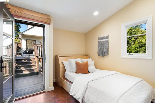 $2,389,000 | 1101 Clarendon Crescent, Oakland, CA 94610