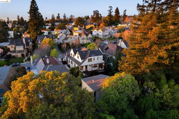$2,389,000 | 1101 Clarendon Crescent, Oakland, CA 94610