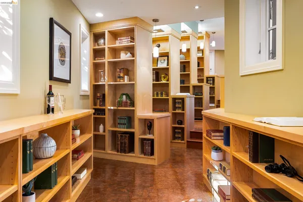 $2,389,000 | 1101 Clarendon Crescent, Oakland, CA 94610