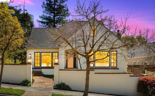 $2,389,000 | 1101 Clarendon Crescent, Oakland, CA 94610