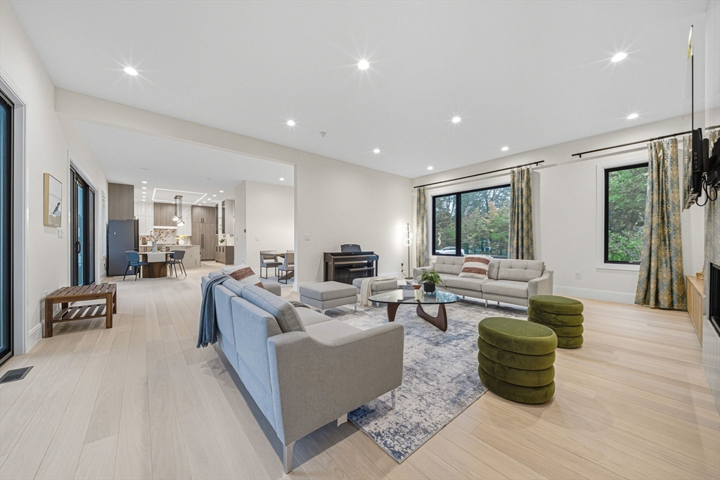 5 Kappius Path Newton, MA 02459 - Photo 11 of 39