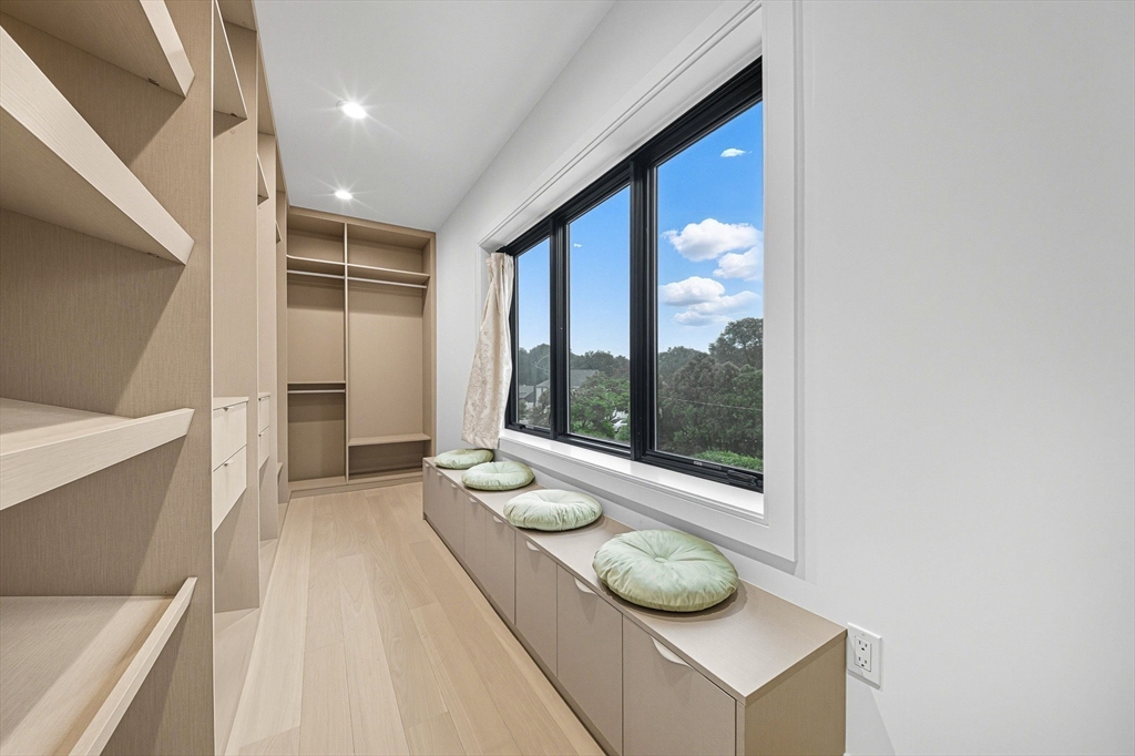 5 Kappius Path Newton, MA 02459 - Photo 19 of 39