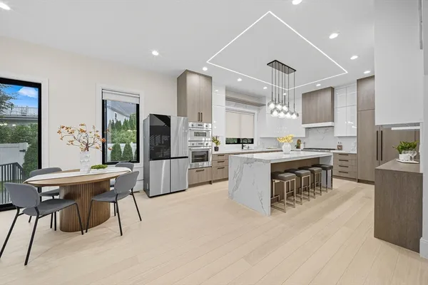 $2,895,000 | 5 Kappius Path, Newton, MA 02459
