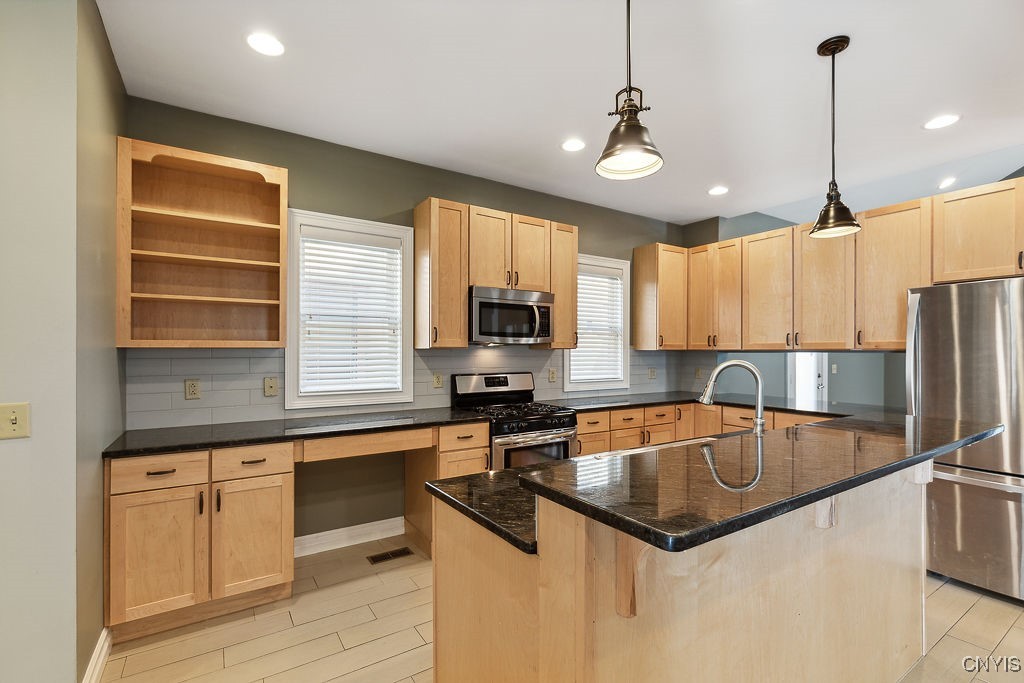 308 Park Avenue Syracuse, NY 13204 - Photo 14 of 48