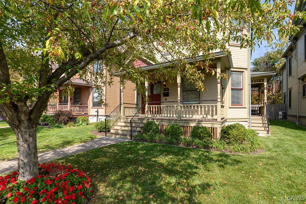 308 Park Avenue Syracuse, NY 13204 - Photo 3 of 48