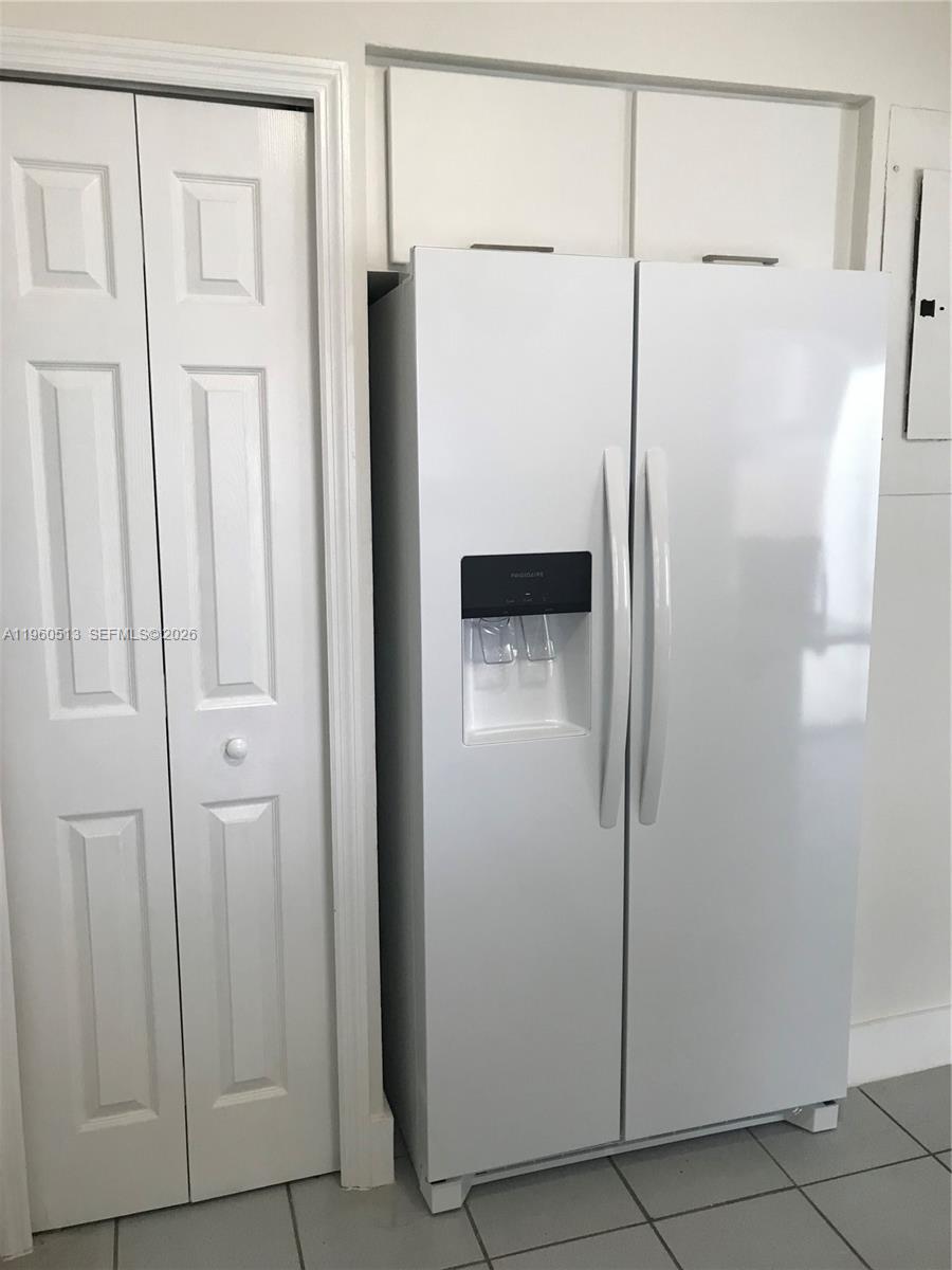 6417 Southwest 135th Avenue Miami, FL 33183 - Photo 8 of 23
