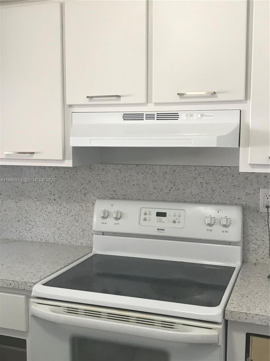 6417 Southwest 135th Avenue Miami, FL 33183 - Photo 9 of 23