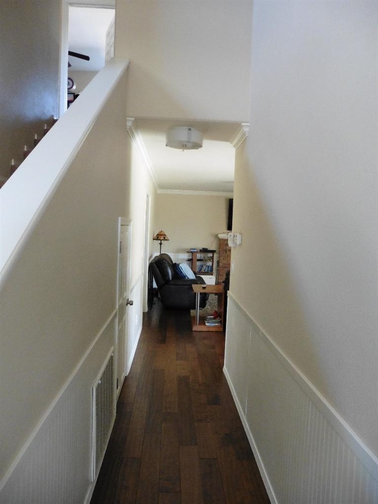 479 West Carpenter Avenue Reedley, CA 93654 - Photo 4 of 10 Gallery Image 4