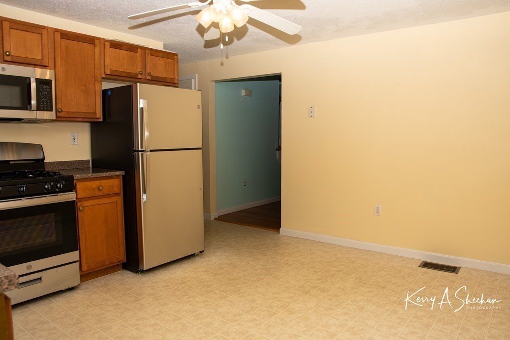 370 Riverside Street, Unit 1 Lowell, MA 01854 - Photo 2 of 14 Gallery Image 2