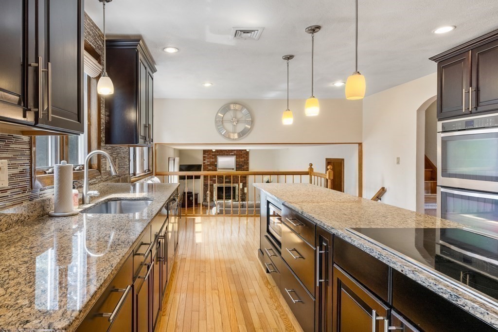 15 Rivers Lane Stoneham, MA 02180 - Photo 12 of 35 Gallery Image 12
