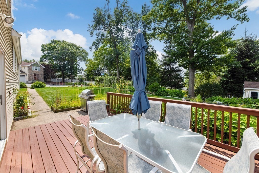 15 Rivers Lane Stoneham, MA 02180 - Photo 8 of 35 Gallery Image 8