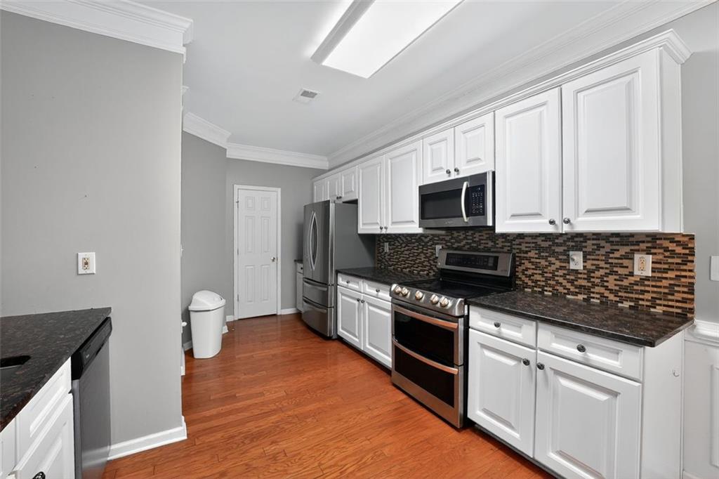 605 Lofty Lane Atlanta, GA 30331 - Photo 6 of 19