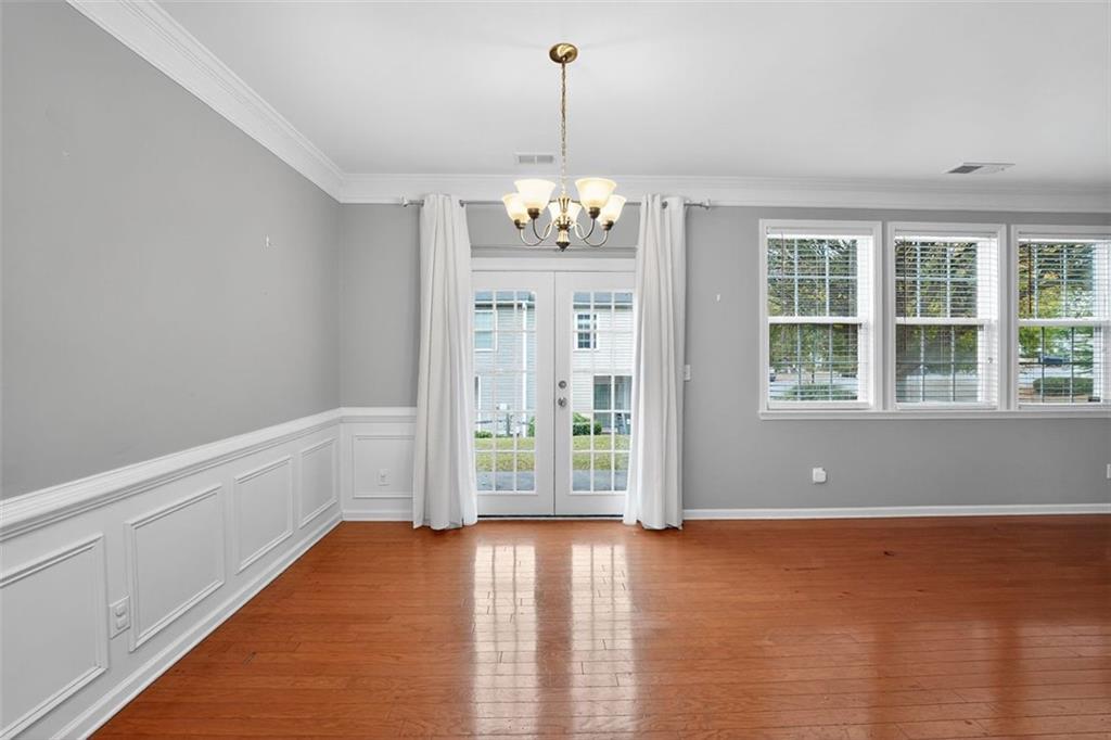 605 Lofty Lane Atlanta, GA 30331 - Photo 8 of 19