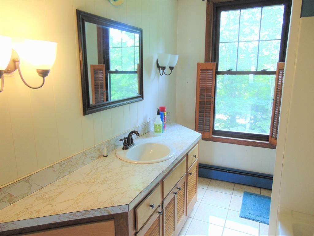 22 Perryville Road Webster, MA 01570 - Photo 21 of 26 Gallery Image 21