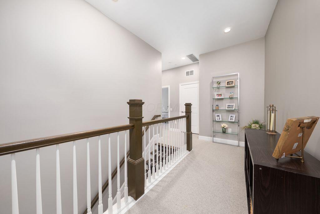 250 West Spring Street, Unit 254 Columbus, OH 43215 - Photo 11 of 28 250 w spring Condo 00138