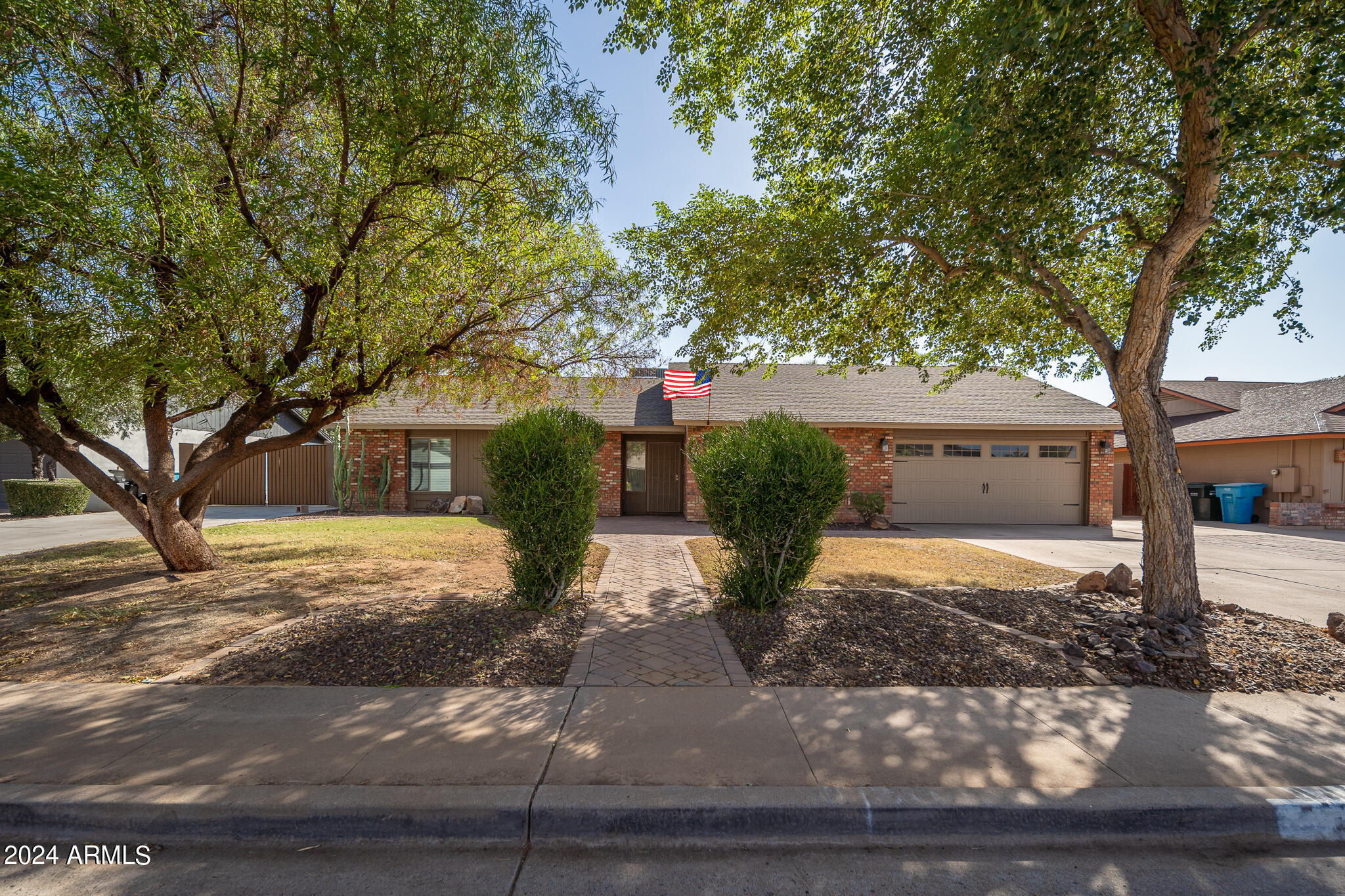 4409 East Grandview Road Phoenix, AZ 85032 - Photo 4 of 51 Front_04