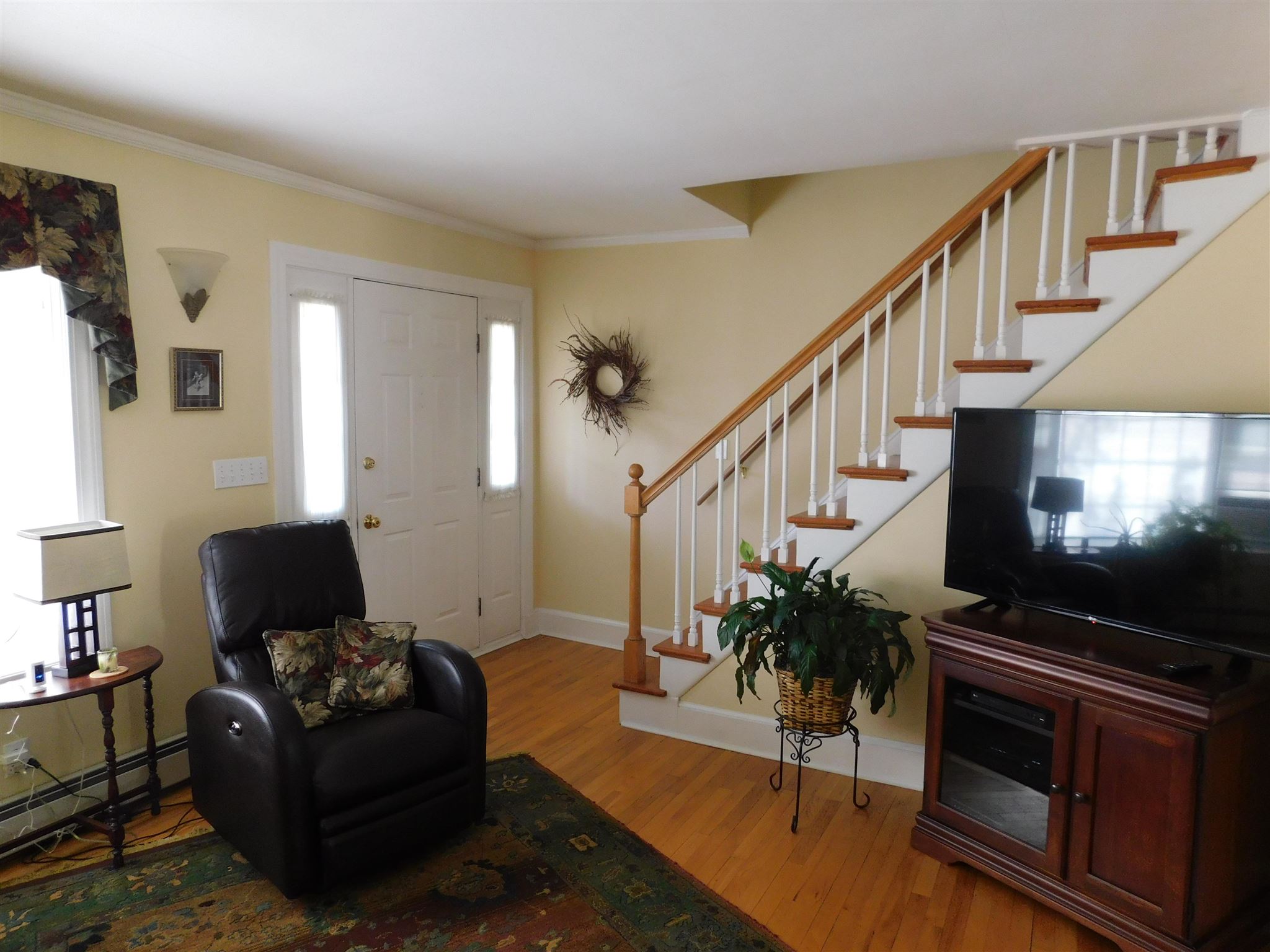 116 Patchen Road South Burlington, VT 05403 - Photo 6 of 30 Gallery Image 6