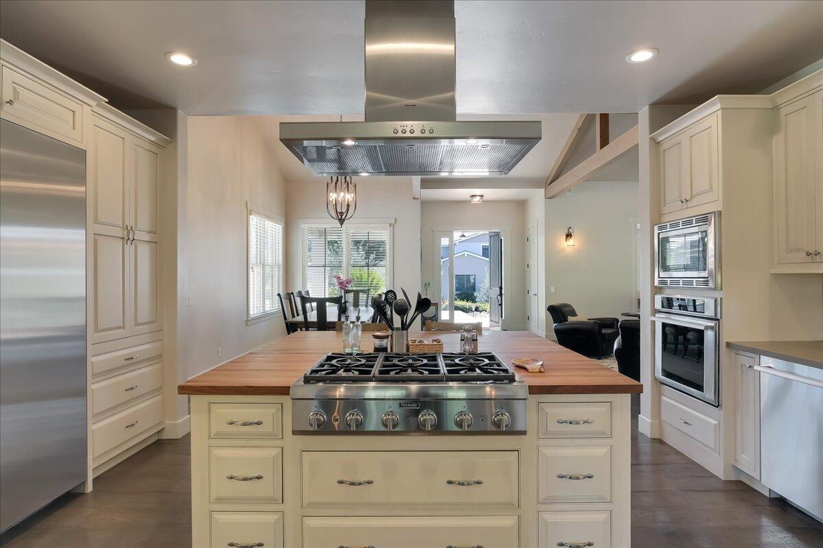 1030 Cambridge Drive Santa Barbara, CA 93111 - Photo 8 of 35 a kitchen with stainless steel appliances a stove and refrigerator