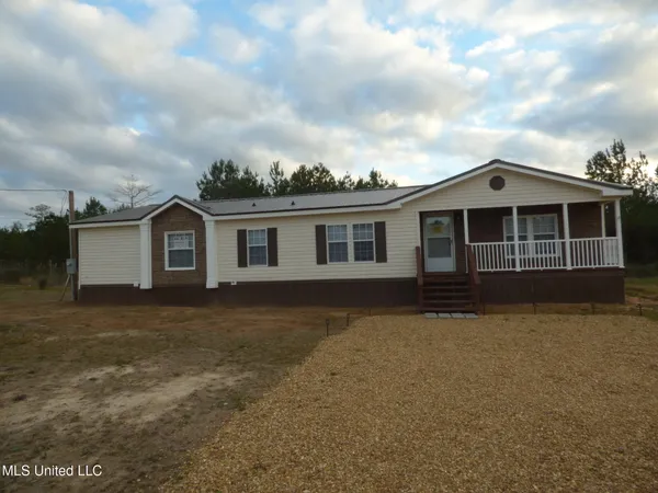 $159,900 | 2075 Hartwell Road, Summit, MS 39666