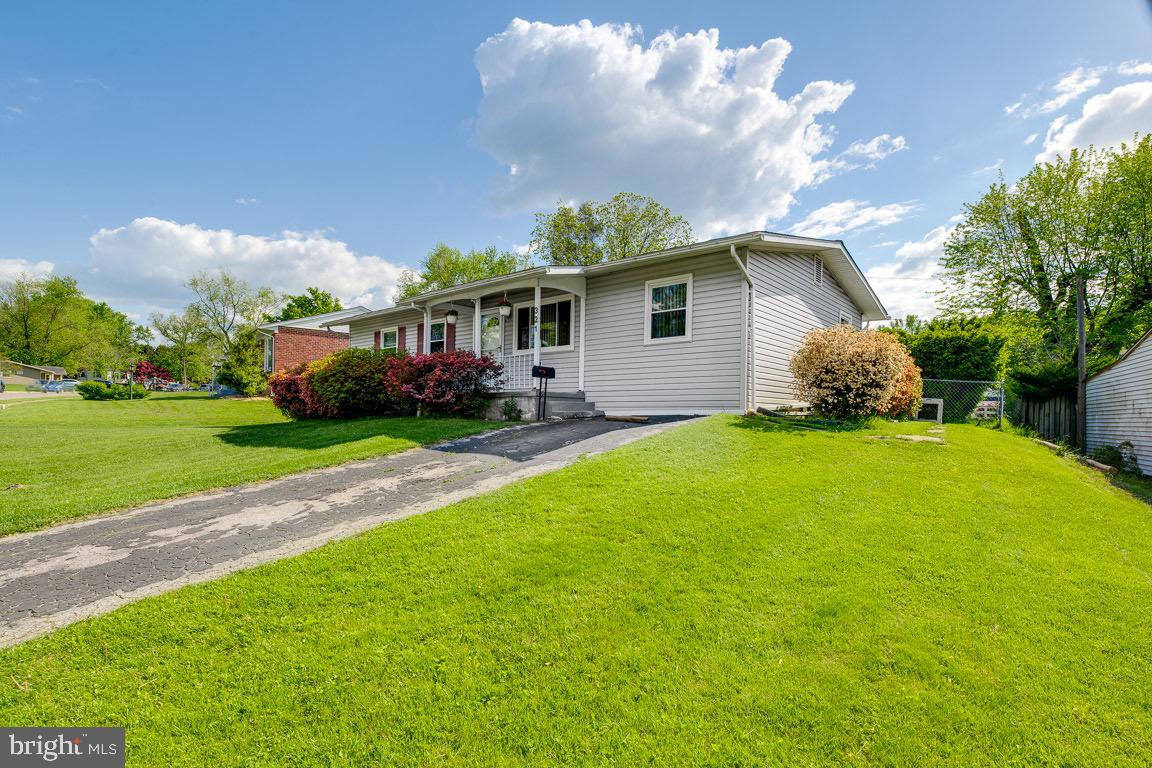 321 Walgrove Road Reisterstown, MD 21136 - Photo 4 of 40 Gallery Image 4