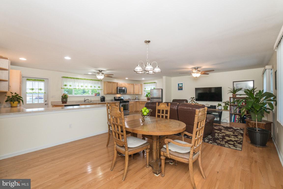 321 Walgrove Road Reisterstown, MD 21136 - Photo 6 of 40 Gallery Image 6