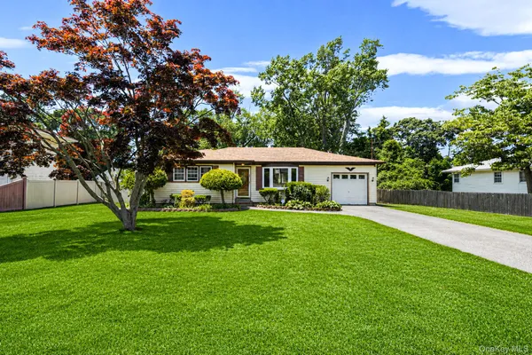 $599,999 | 190 Bay Avenue, Patchogue, NY 11772