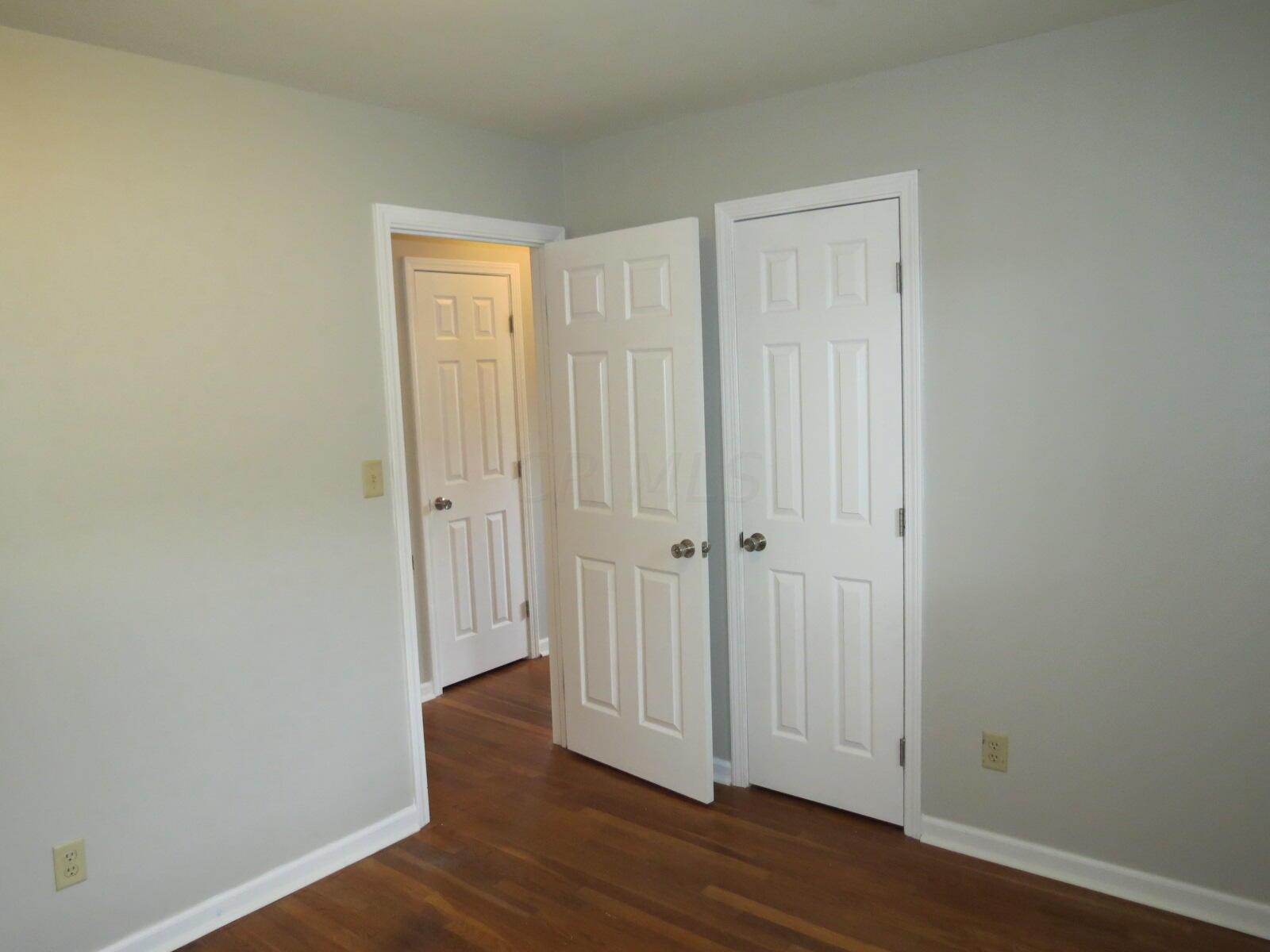 797 Stockbridge Road Columbus, OH 43207 - Photo 10 of 17 797 stockbridge 11-6-21 (27)