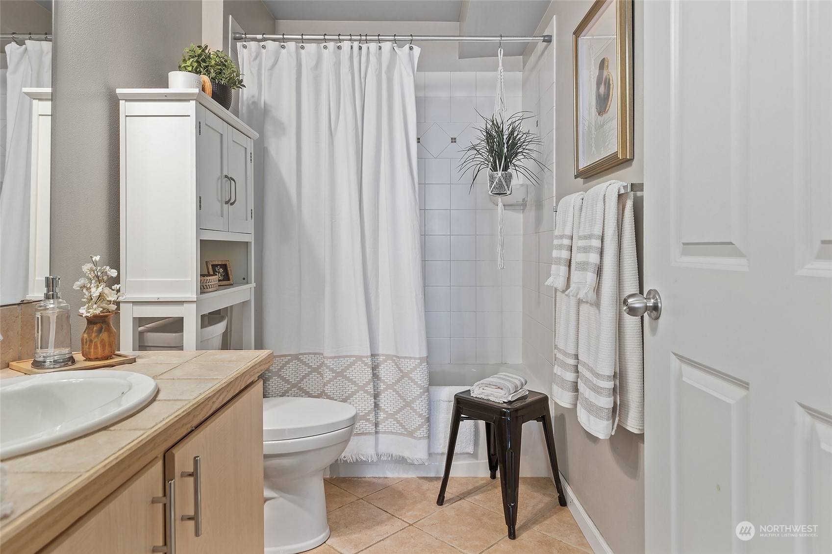 600 North 85th Street, Unit 211 Seattle, WA 98103 - Photo 17 of 26 Gallery Image 17