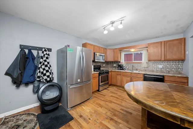 $245,000 | 9154 Ridgeland Avenue, Oak Lawn, IL 60453