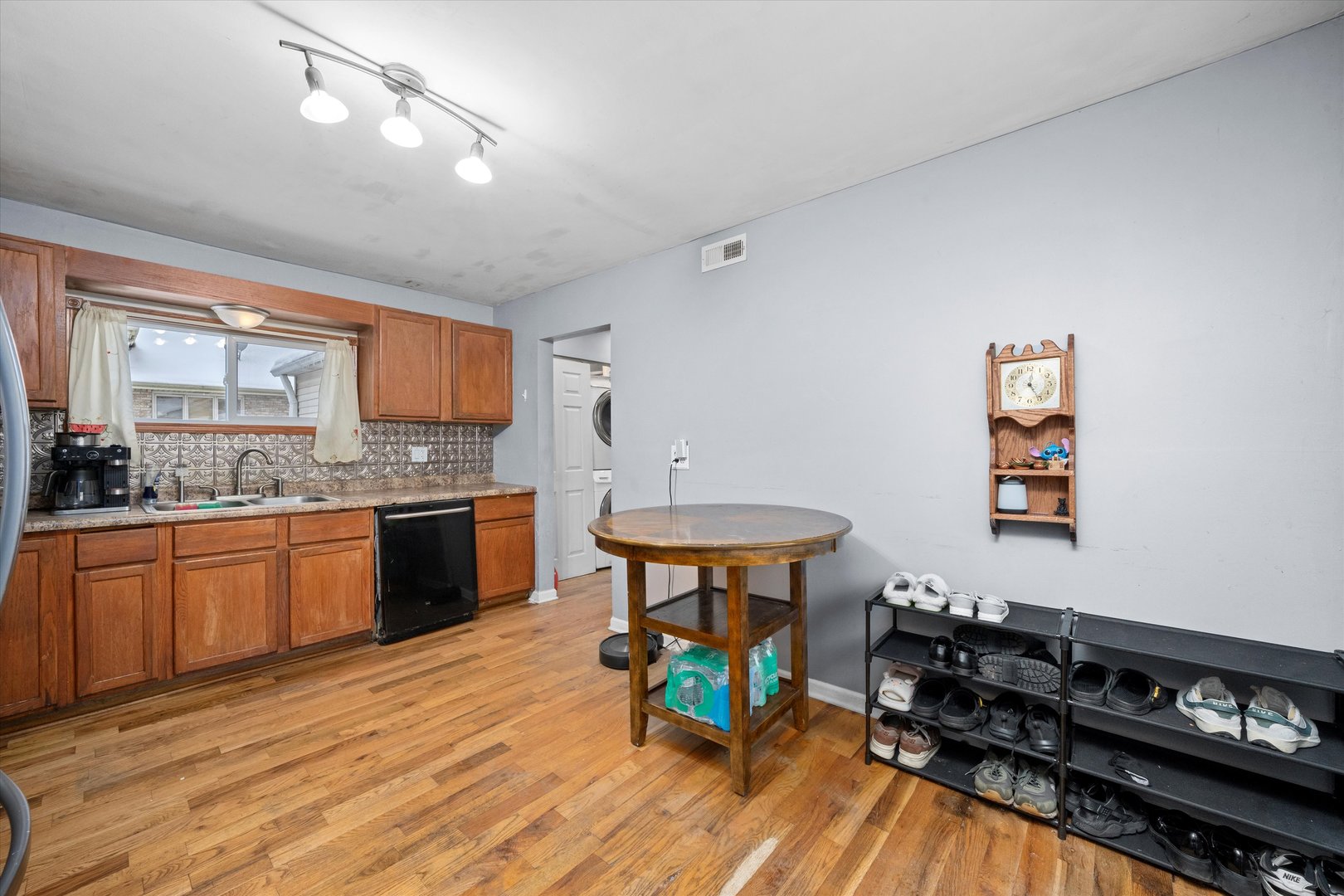 9154 Ridgeland Avenue Oak Lawn, IL 60453 - Photo 18 of 34