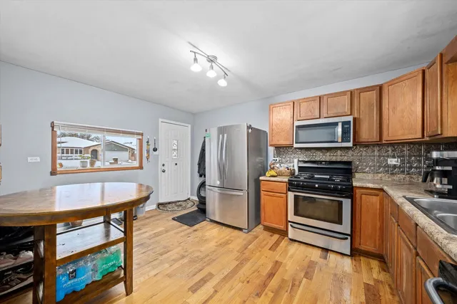 $245,000 | 9154 Ridgeland Avenue, Oak Lawn, IL 60453