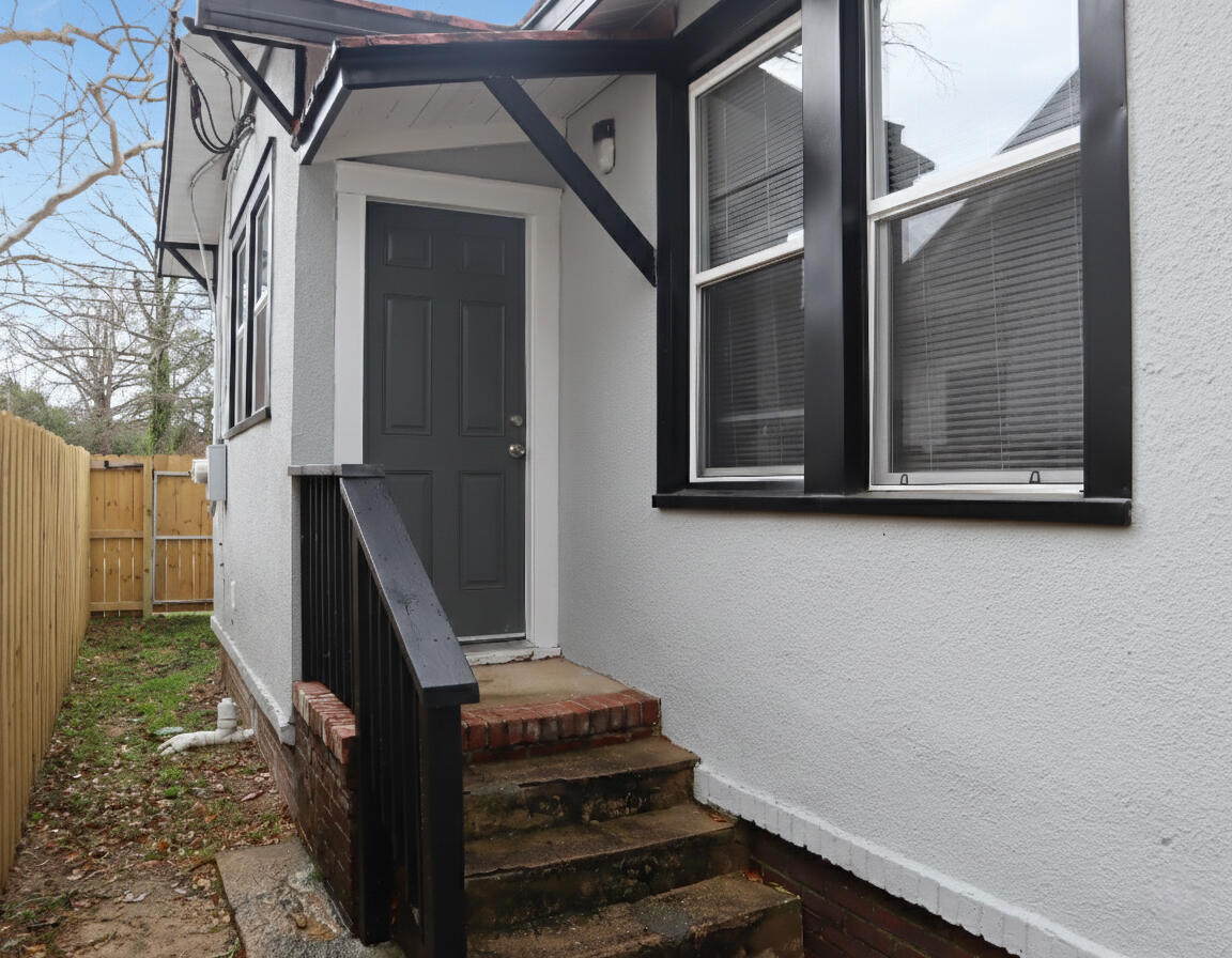 2415 Wrightsboro Road Augusta, GA 30904 - Photo 14 of 27 Front Door of Unit 2