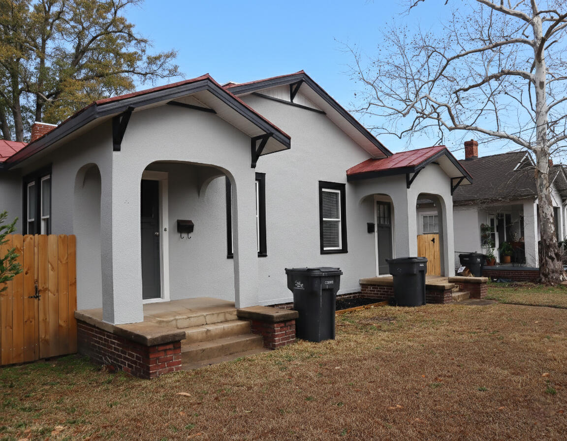 2415 Wrightsboro Road Augusta, GA 30904 - Photo 3 of 27 Front of Duplex