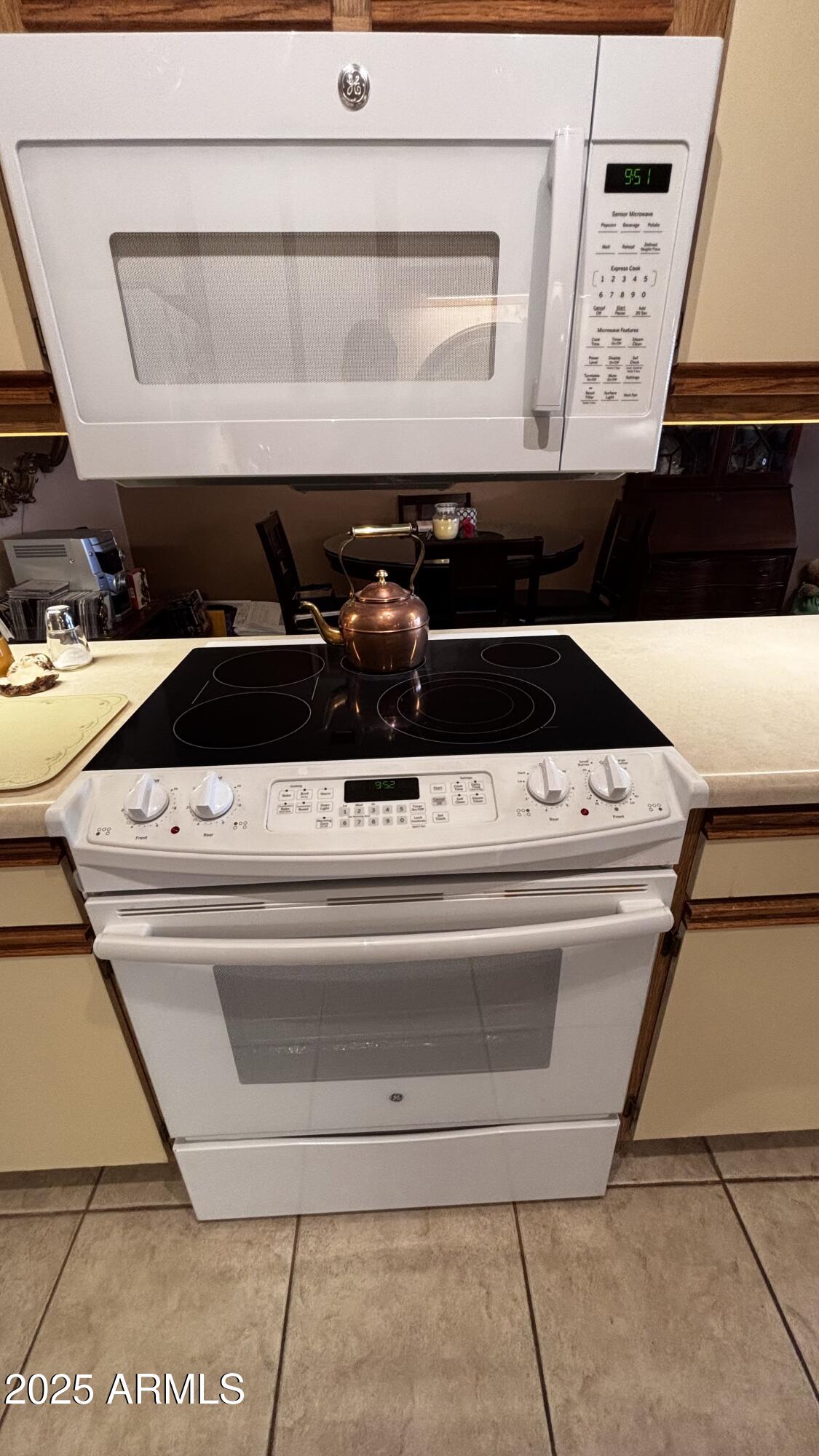 1440 North Idaho Road, Unit 1022 Apache Junction, AZ 85119 - Photo 10 of 20 Cooking area