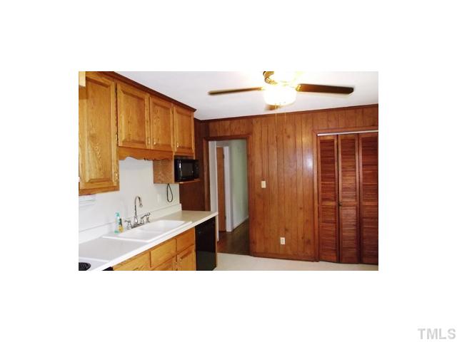 1739 Stage Road Durham, NC 27703 - Photo 15 of 23 Gallery Image 15
