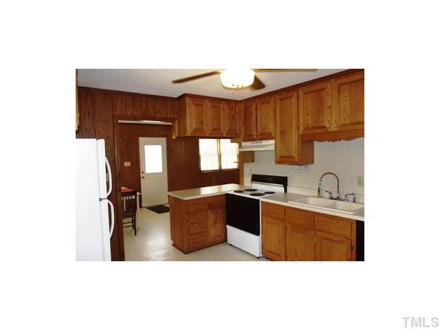 1739 Stage Road Durham, NC 27703 - Photo 10 of 23 Gallery Image 10