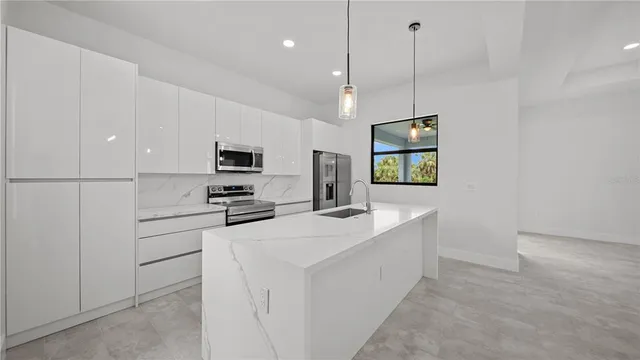 $449,000 | 9 Tee View Road, Rotonda West, FL 33947