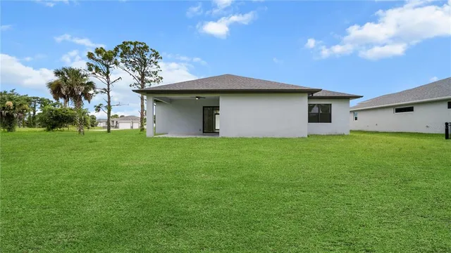 $449,000 | 9 Tee View Road, Rotonda West, FL 33947