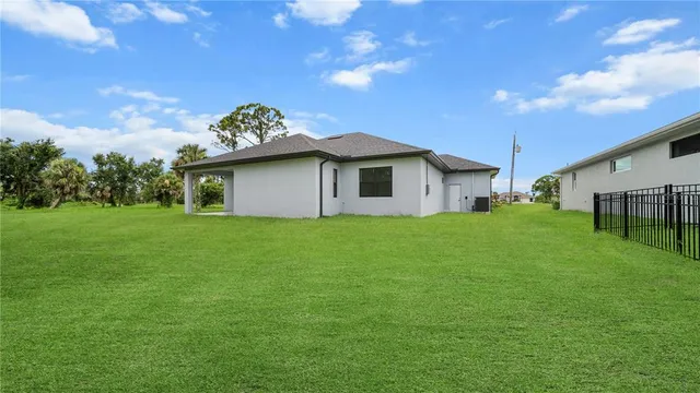 $449,000 | 9 Tee View Road, Rotonda West, FL 33947