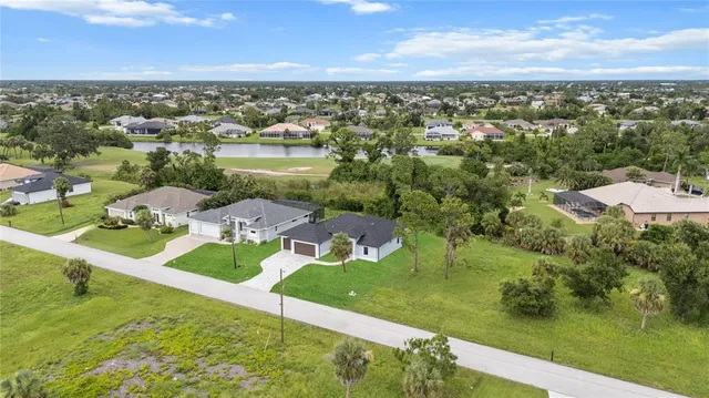 $449,000 | 9 Tee View Road, Rotonda West, FL 33947