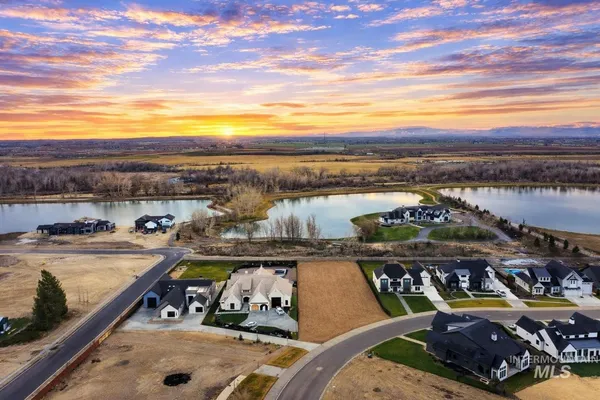 $515,000 | 6271 Salmon Falls Lane, Star, ID 83669